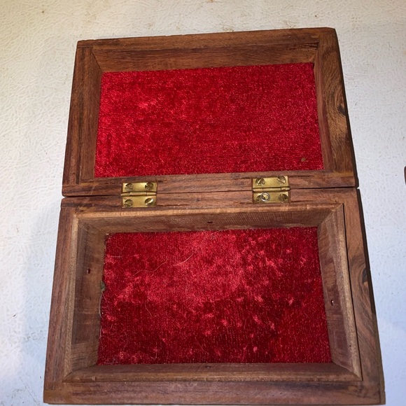 Wooden unicorn jewelry box - Picture 2 of 2